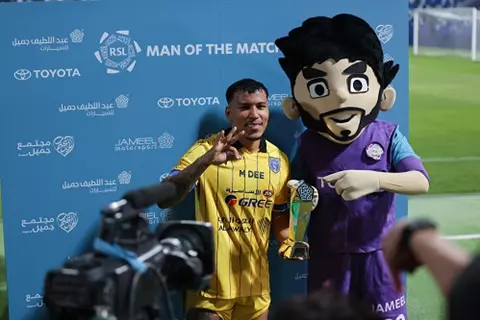 هاتريك مارتينيز يقلب الموازين.. اشتعال الصراع على صدارة هدافي الدوري السعودي